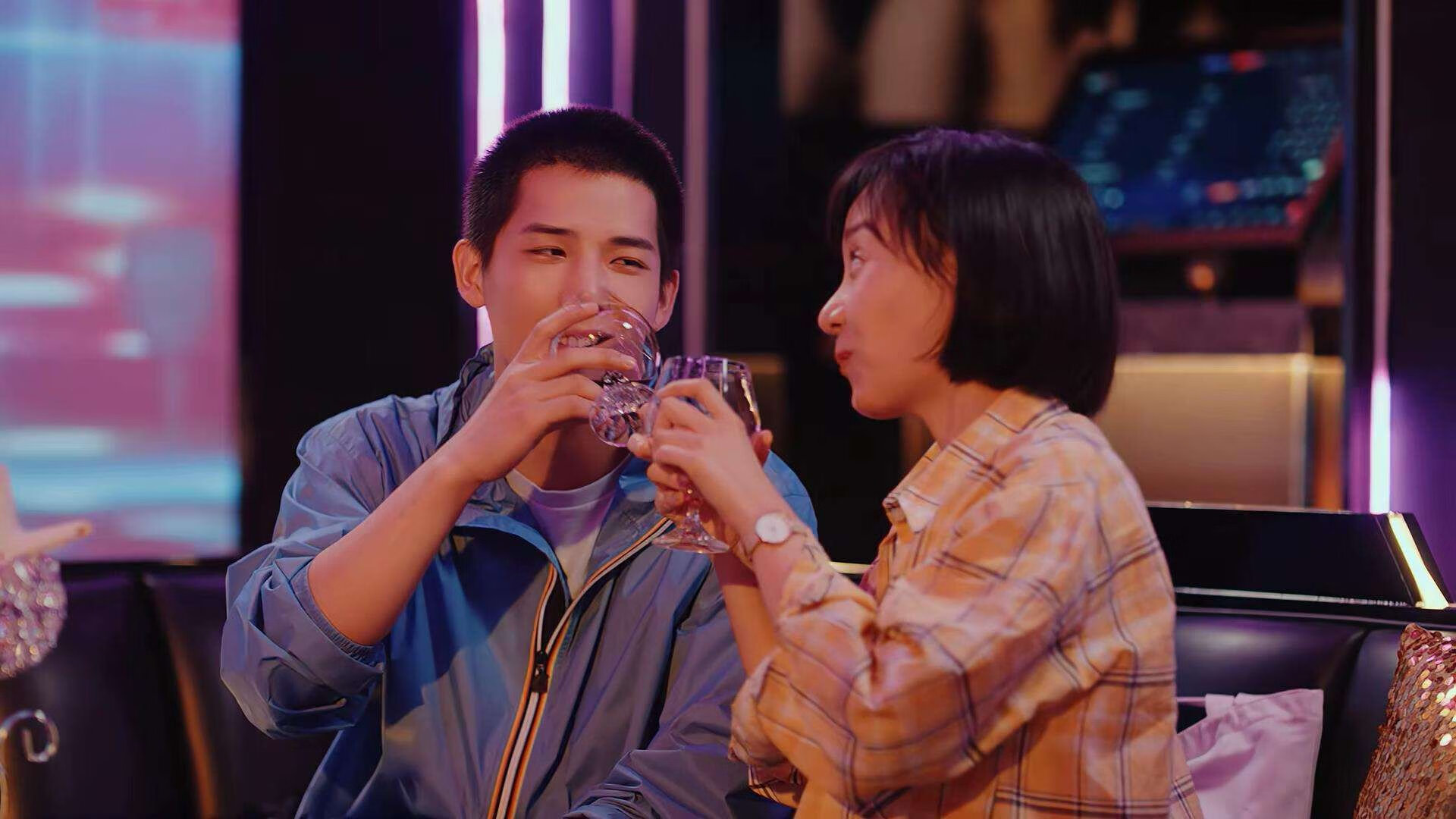 开云官网-欧洲杯决赛现场：战术与激情的巅峰对决，欧洲杯决赛讲解